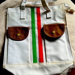 Great bag with stripe